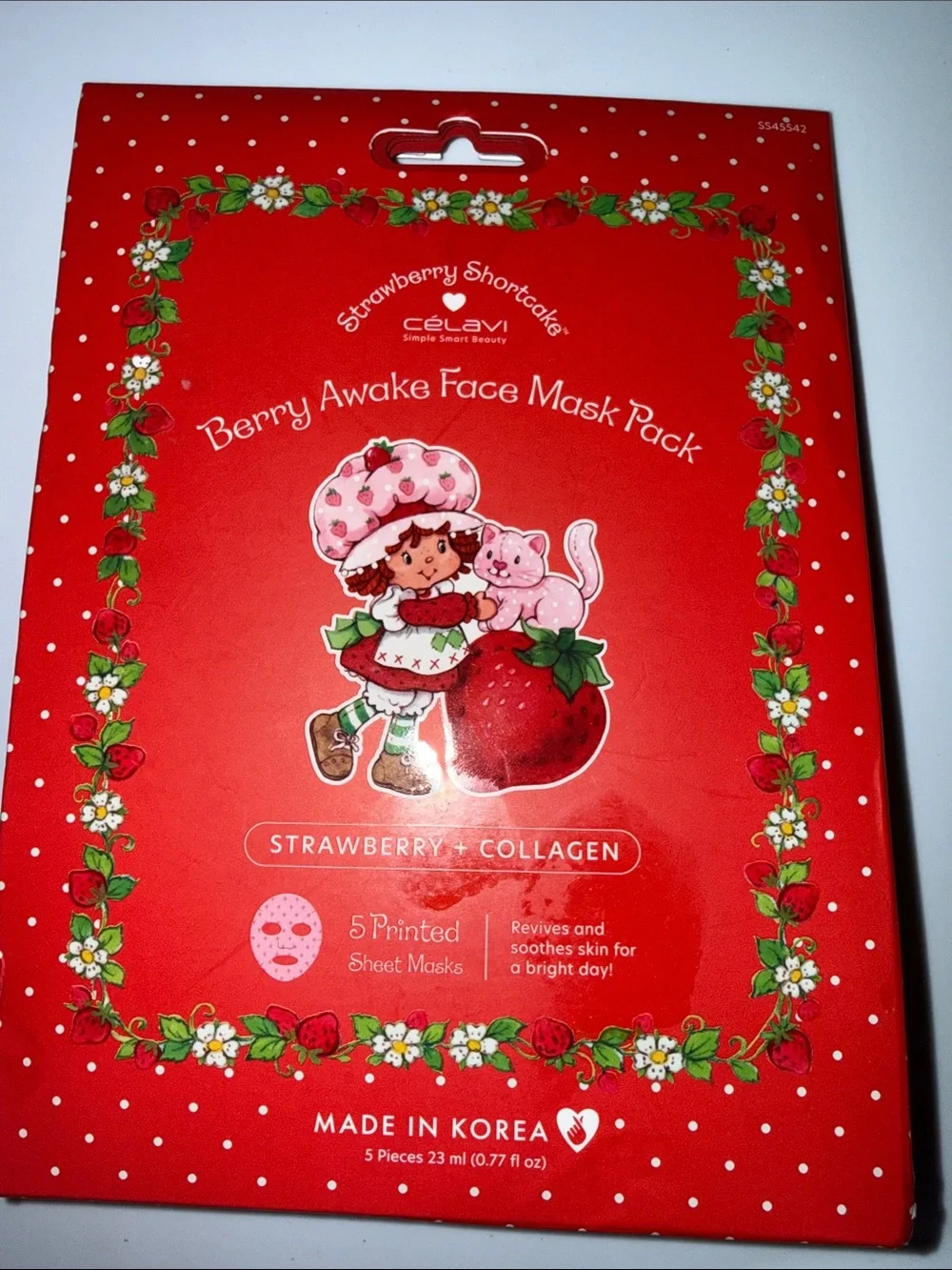❤️ free wirh purchase ❤️Strawberry Shortcake Berry Awake Face Mask Pack - Red